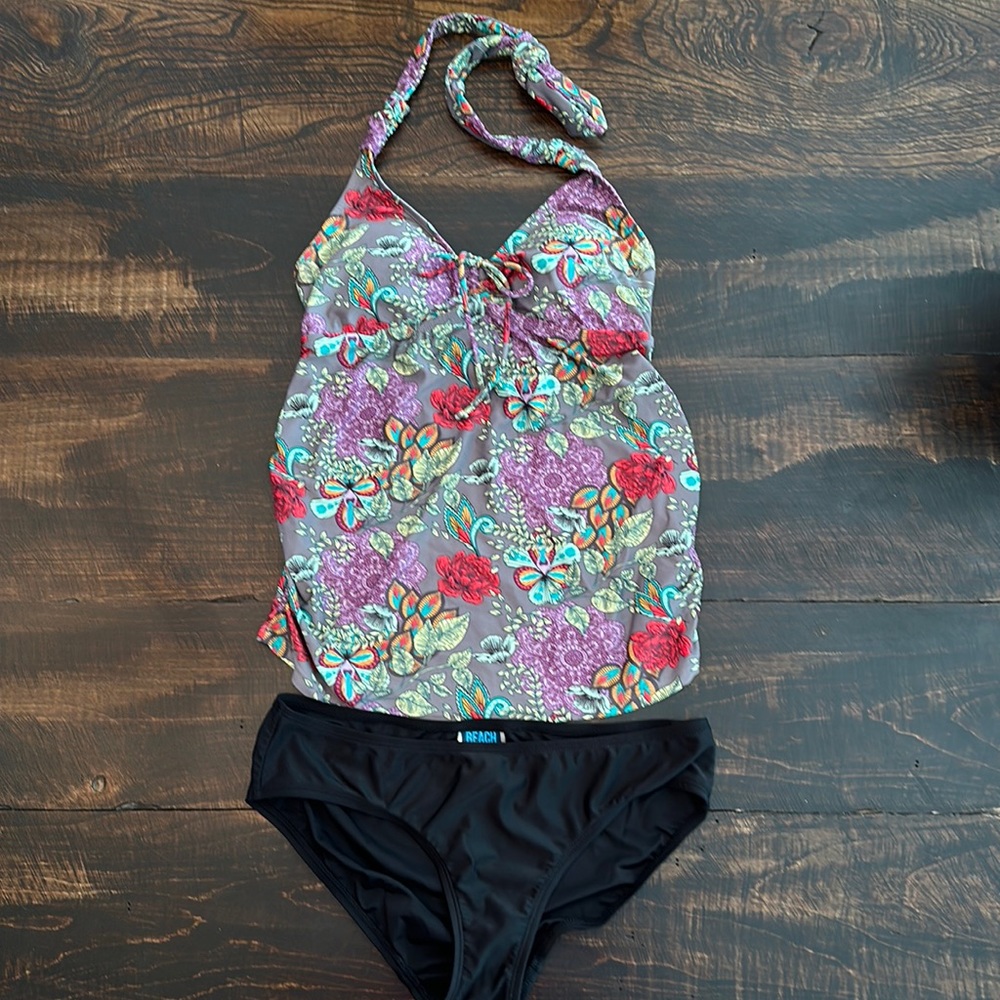 Beach Bump by Motherhood Maternity 2-piece swimsuit